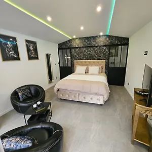  Couette-café Privee Jaccuzzi En Supplement